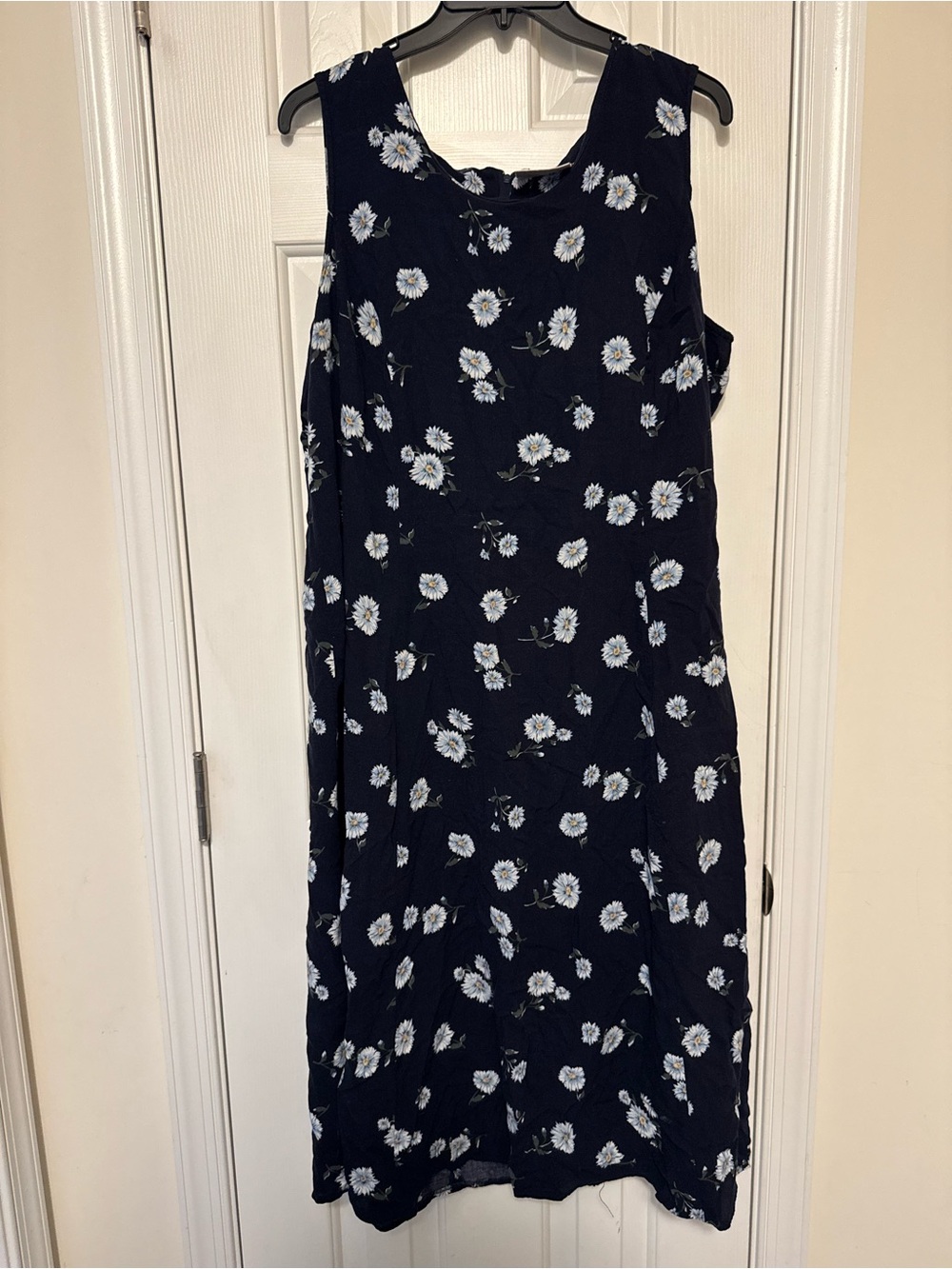 Sleeveless Navy Blue Floral Midi Dress